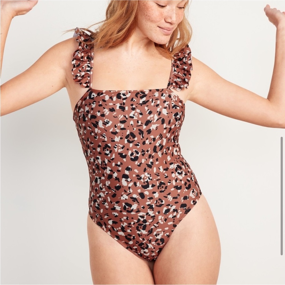 Old Navy Leopard Print Ruffle One Piece Swimsuit